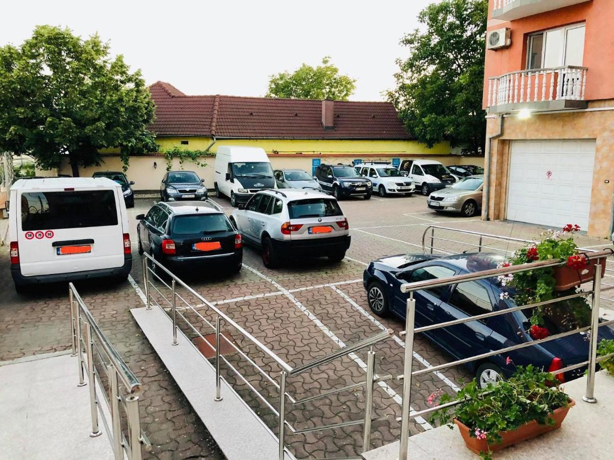 Pensiune Roua 2 Arad Kültér fotó